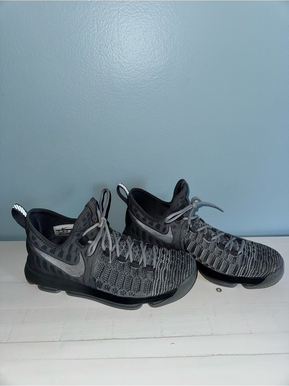 Nike Zoom KD 9 Battle Grey Mens Size 11 Sneakers 843392-002